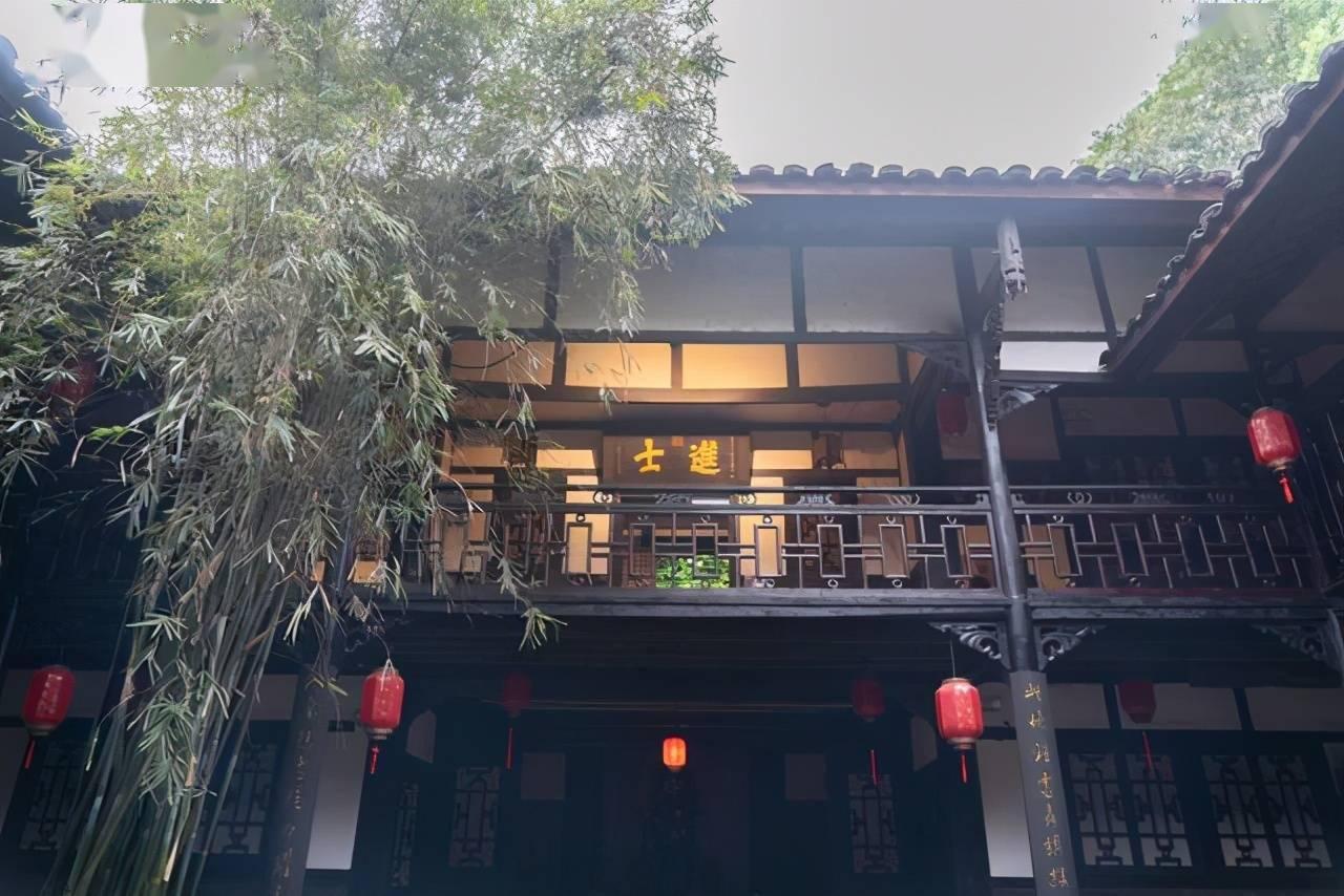 放眼整个三国时代，孙权的东吴政权，真的是活的尴尬吗？
